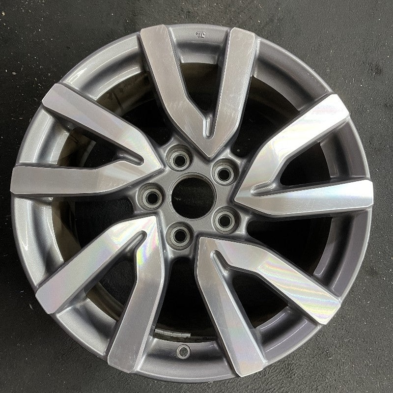 18″ PILOT 19 18×8 alloy 5 V spoke factory installed w/machined face Original OEM Wheel Rim
