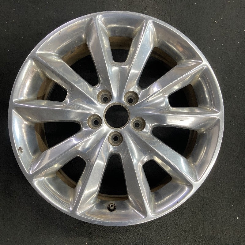 18″ CHEROKEE 14-15 18×7 5 V spoke polished Original OEM Wheel Rim