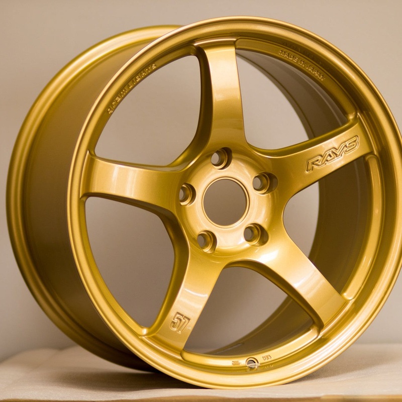 Gram Lights 57CR 18×9.5 +38 5×114.3 E8 Gold