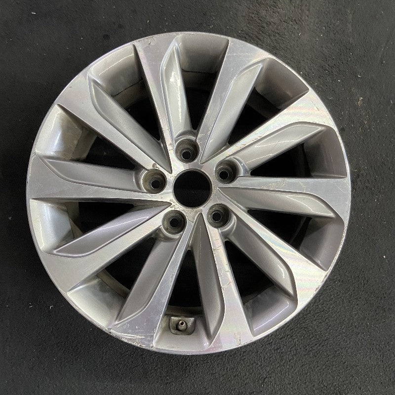 17″ SONATA 15 17×7 exposed lug nuts Original OEM Wheel Rim