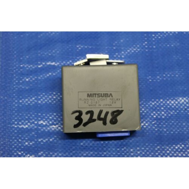 Used Honda 06-09 S2000 Running Light Relay Module