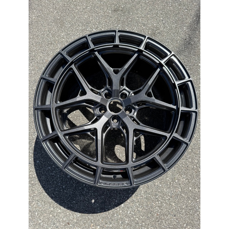 22×9.0 Vossen HFX-1 / Anthracite