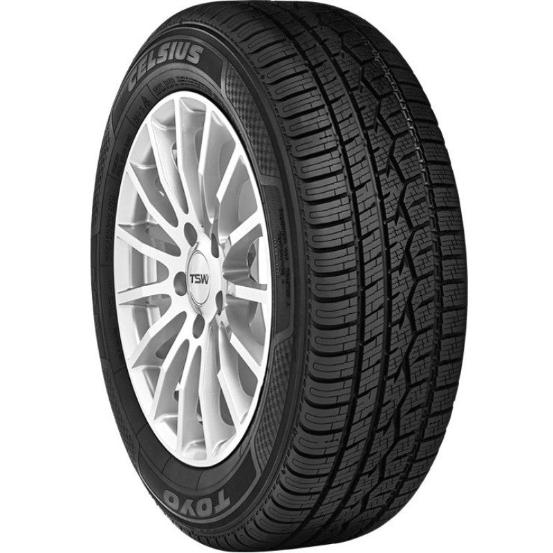 Toyo Celsius Tire – 255/45R19 104V